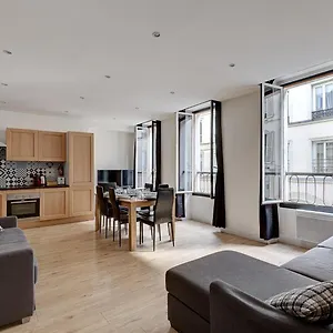 126 Abraham - Superbe A Parigi